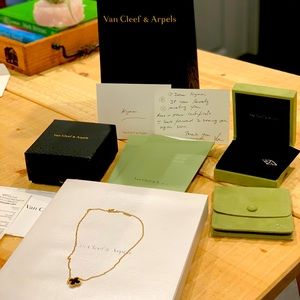 SOLD SOLD 18k Van cleef Vintage Alhambra Necklace